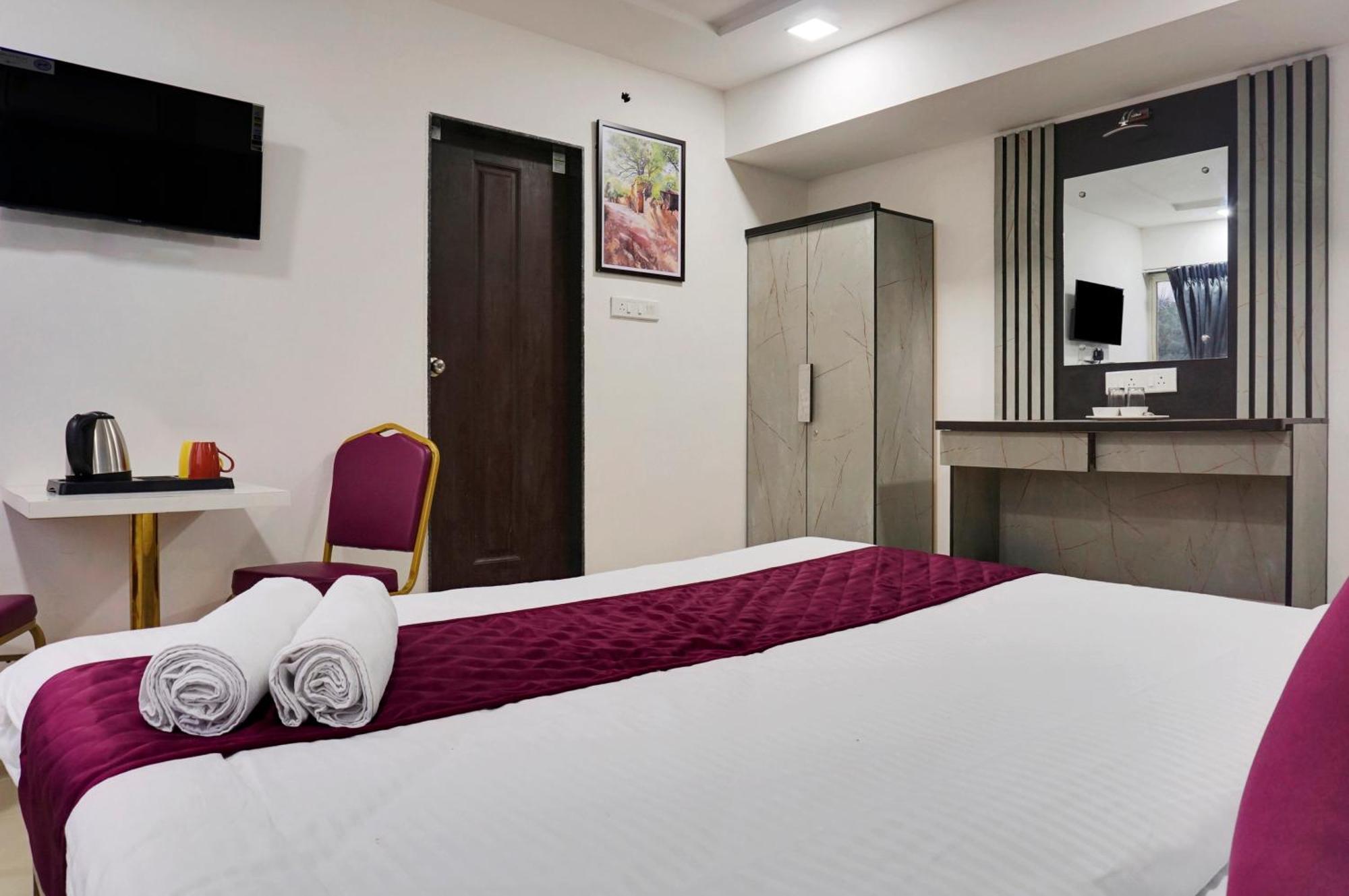 Hotel Orchard Park 푸네 외부 사진
